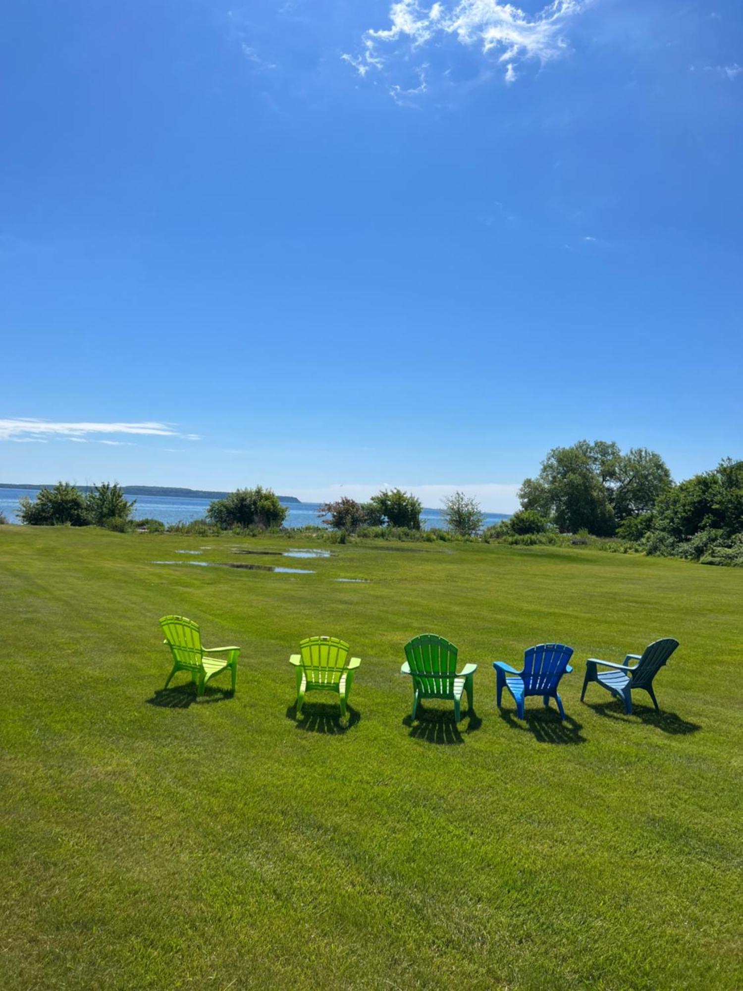 Quality Inn Lakefront Сент-Ігнас Екстер'єр фото